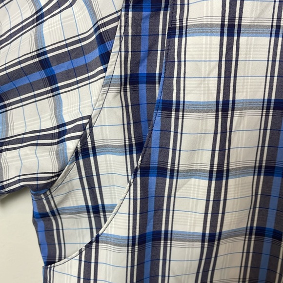 EUC The North Face Men’s (Sportsman) Blue Plaid Short-Sleeve Button-Up Size XL - Picture 8 of 13
